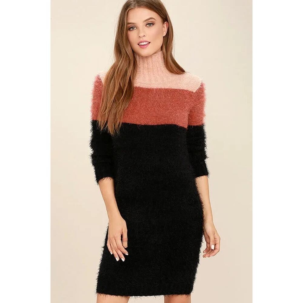 Mink Pink Snuggle Back Color Block Sweater Dress Size Medium